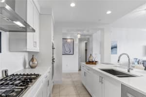 1135 3rd Avenue, Naples, FL 34102 - MLS#225003273