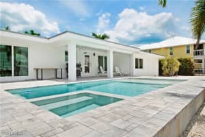 119 Tahiti Street, Naples, FL 34113 - MLS#225003341