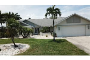 1111 Se 36th Ter, Cape Coral