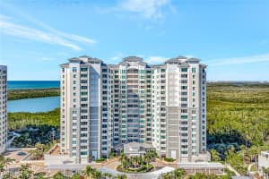 285 Grande Way, Naples, FL 34110 - MLS#225003376
