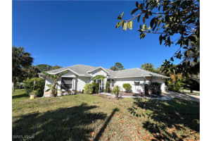 425 Sheldon Avenue, Lehigh Acres, FL 33936 - MLS#225003394