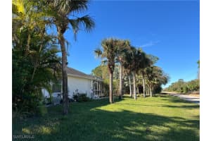 425 Sheldon Avenue, Lehigh Acres, FL 33936 - MLS#225003394
