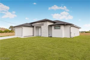 3045 Briarwood Circle, Labelle, FL 33935 Sold 02/19/25