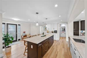 6422 Cocos Dr, Fort Myers, FL 33908 Sold 02/27/25