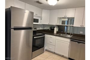 975 9th Avenue, Naples, FL 34102 Sold 05/19/25