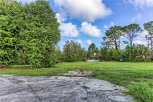 29 Caribbean Road, Naples, FL 34108 - MLS#225003539