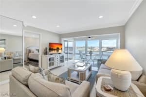 271 Southbay Drive, Naples, FL 34108 Sold 02/28/25