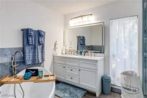 2250 Rio De Janeiro Ave, Punta Gorda