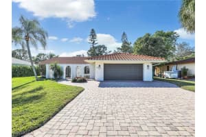 60 9th Street, Bonita Springs, FL 34134 Sold 04/03/25