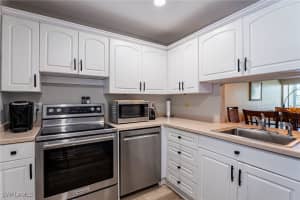 1700 Pine Valley Drive, Fort Myers, FL 33907 - MLS#225003636