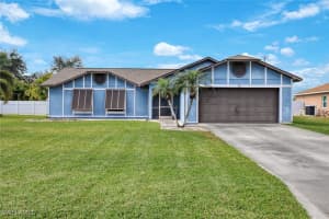 32 13th Place, Cape Coral, FL 33909 Sold 05/20/25