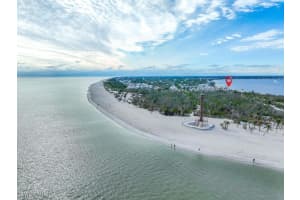 200 Periwinkle Way, Sanibel, FL 33957 Sold 04/03/25