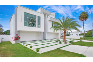 1798 Holiday Lane, Naples, FL 34104 - MLS#225004047