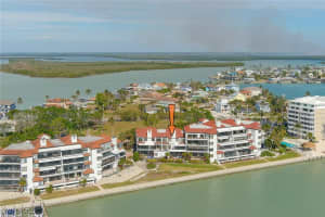 108 La Peninsula Boulevard, Naples, FL 34113 Sold 05/22/25