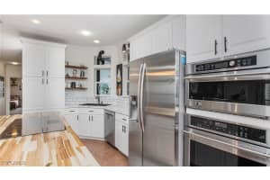 280 Islamorada Lane, Naples, FL 34114 Sold 02/25/25