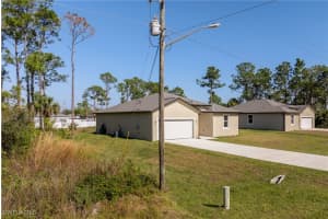 568 Woodview Drive, Lehigh Acres, FL 33972 Sold 04/11/25