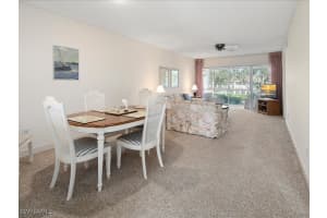 282 Banyan Boulevard, Naples, FL 34102 Sold 04/08/25