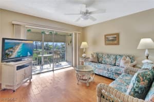 150 Turtle Lake Court, Naples, FL 34105 Sold 02/26/25