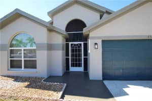 4527 Varsity Circle, Lehigh Acres, FL 33971 Sold 05/02/25