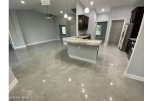 5204 6th Street, Lehigh Acres, FL 33971 - MLS#225004805