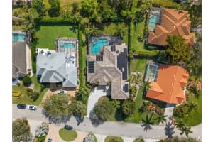 1904 Fairfax Circle, Naples, FL 34109 Sold 05/30/25