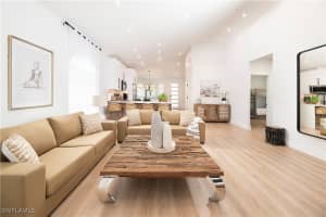 823 96th Ave N, Naples