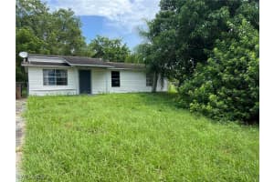 480 Valley Drive, Lehigh Acres, FL 33936 Sold 03/03/25