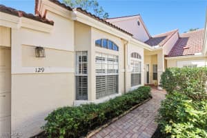 129 Amblewood Lane, Naples, FL 34105 Sold 03/17/25