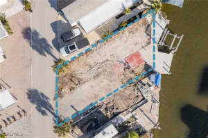 68 Emily Lane, Fort Myers Beach, FL 33931 - MLS#225005083