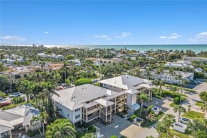 225 5th Avenue, Naples, FL 34102 Sold 04/01/25