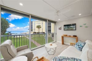 3483 Gulf Shore Boulevard, Naples, FL 34103 - MLS#225005275