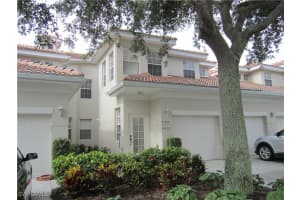 3051 Horizon Ln 1803, Naples