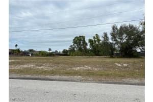 1029 4th Terrace, Cape Coral, FL 33991 Sold 08/19/25