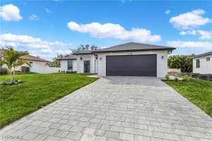 1118 15th Street, Cape Coral, FL 33993 Sold 03/18/25