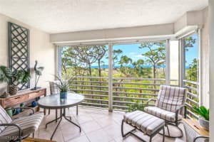 270 Naples Cove Drive, Naples, FL 34110 Sold 02/26/25