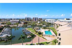 7327 Estero Boulevard, Fort Myers Beach, FL 33931 Sold 05/15/25