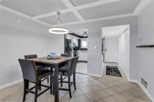 2121 Collier Avenue, Fort Myers, FL 33901 - MLS#225005433