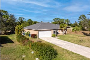 815 Albert Avenue, Lehigh Acres, FL 33971 - MLS#225005437