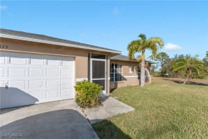 815 Albert Avenue, Lehigh Acres, FL 33971 - MLS#225005437