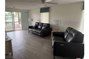 19 Aquamarine Avenue, Naples, FL 34114 - MLS#225005479