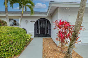 4140 Prestwick Court, North Fort Myers, FL 33903 Sold 04/02/25