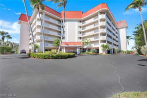 270 Collier Boulevard, Marco Island, FL 34145 Sold 03/24/25