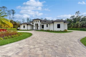 5990 English Oaks Ln, Naples
