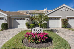 5685 Heron Ln 304, Naples