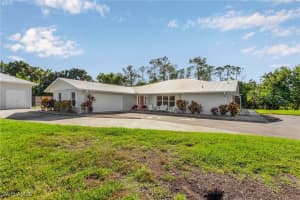 2950 Coach House Lane, Naples, FL 34105 - MLS#225005887