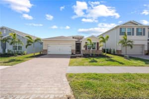 366 Spring Hill Lake Loop, Cape Coral, FL 33993 Sold 08/29/25