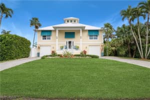 423 San Juan Avenue, Naples, FL 34113 Sold 04/25/25