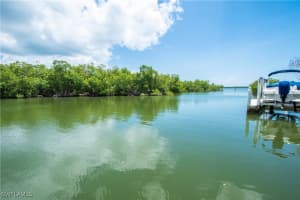 423 San Juan Avenue, Naples, FL 34113 Sold 04/25/25