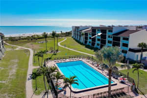 979 Gulf Drive, Sanibel, FL 33957 Sold 06/06/25
