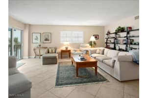 1919 Gulf Shore Boulevard, Naples, FL 34102 Sold 04/14/25
